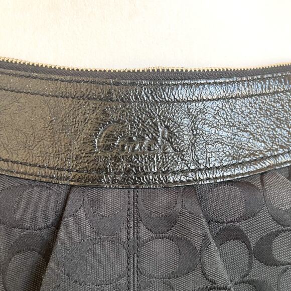 Coach Jacquard Canvas Patent Leather Soho Pleated Signature Hobo Bag F13741 - Picture 11 of 12